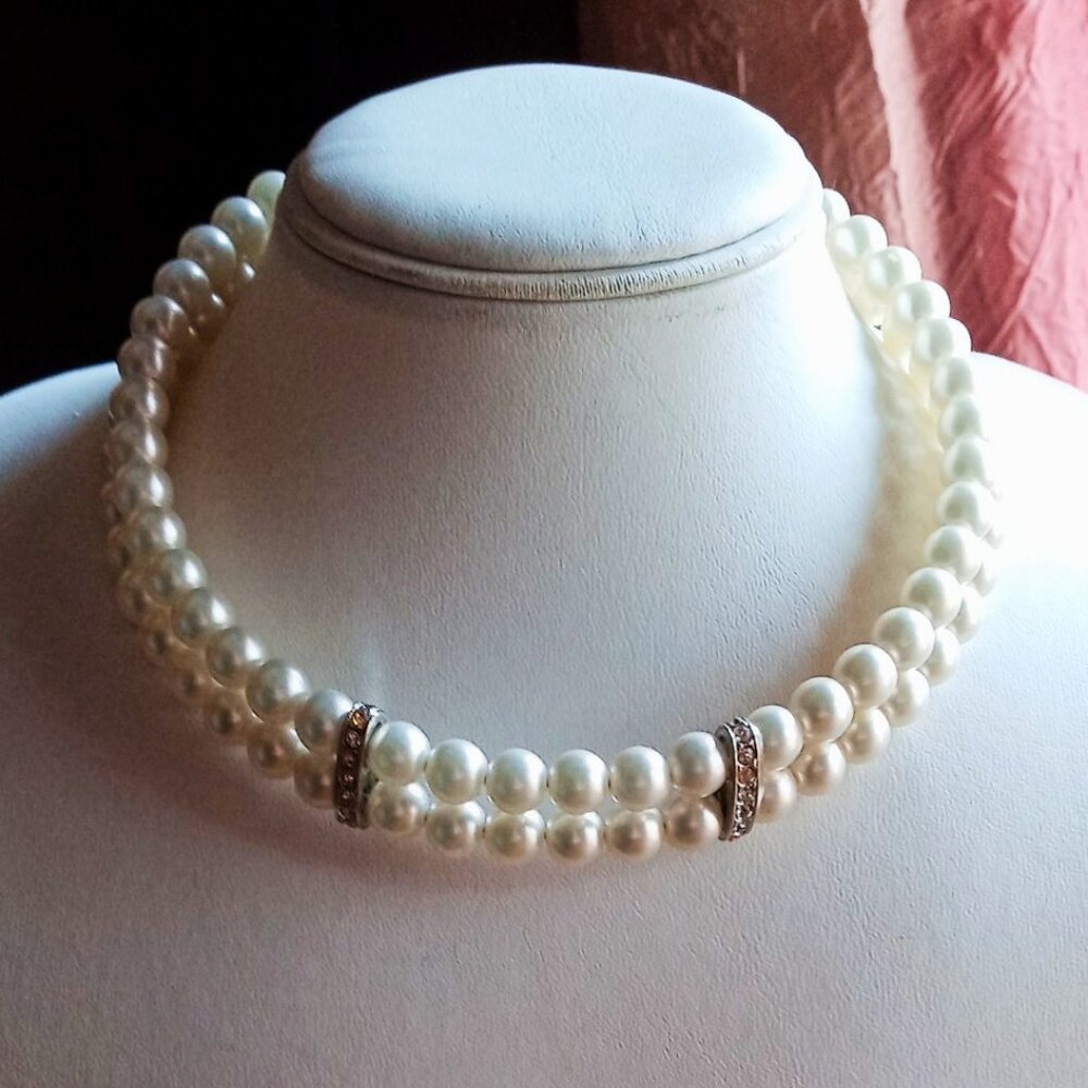 Beautiful & Elegant Double-strand Faux Pearl Necklace w/Rhinestone Spacers NWOT - Picture 2 of 11